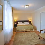 Patriot Πανσιόν 3*