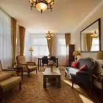 Patriot Pensionat 3*