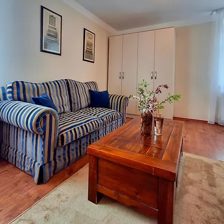 Guest house Patriot 3*