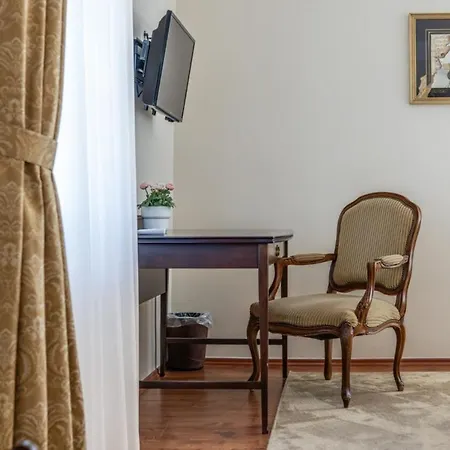Patriot Pensionat 3*