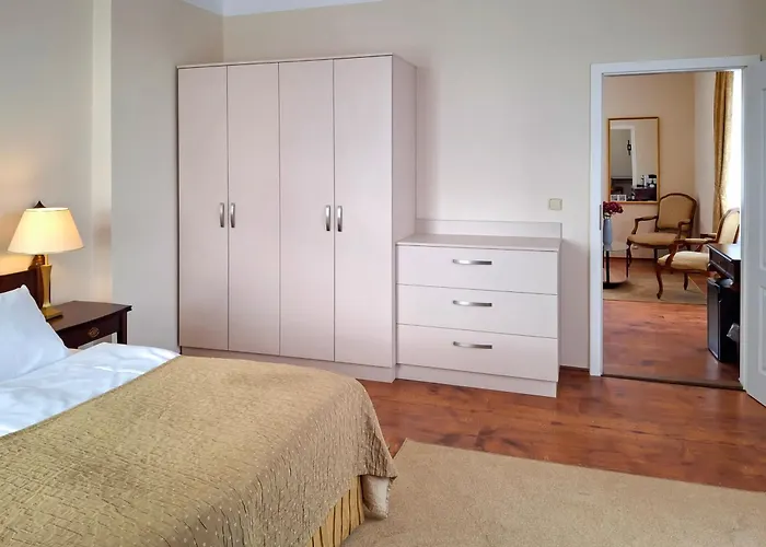 Pensjonat Patriot 3*